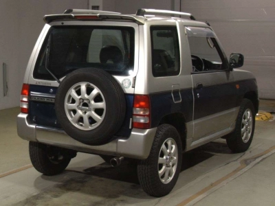 MITSUBISHI PAJERO MINI