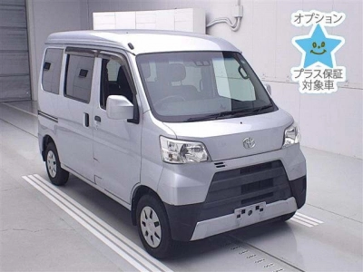 TOYOTA PIXIS VAN
