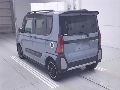 DAIHATSU TANTO FUN CROSS