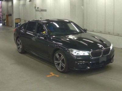 BMW 7 SERIES