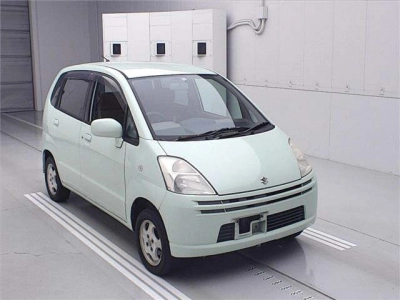 SUZUKI MRWAGON