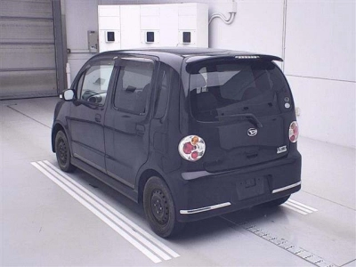 DAIHATSU MOVE LATTE