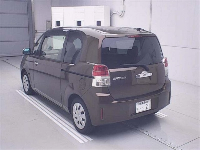 TOYOTA SPADE