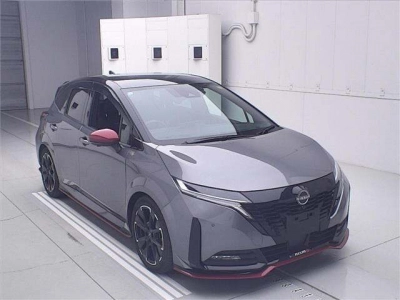 NISSAN AURA