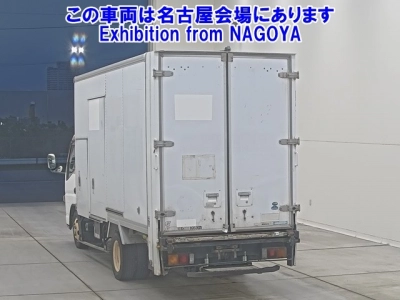 MITSUBISHI CANTER