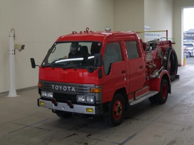 TOYOTA DYNA