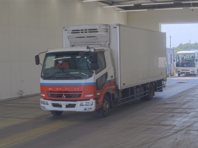 MITSUBISHI FUSO FIGHTER