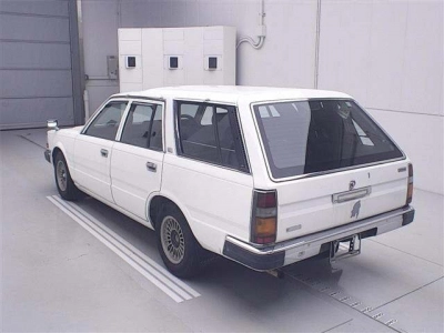 NISSAN GLORIA