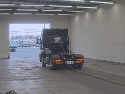 NISSAN DIESEL (UD) QUON