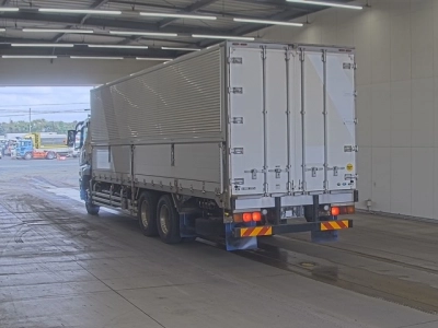 MITSUBISHI FUSO SUPER GREAT