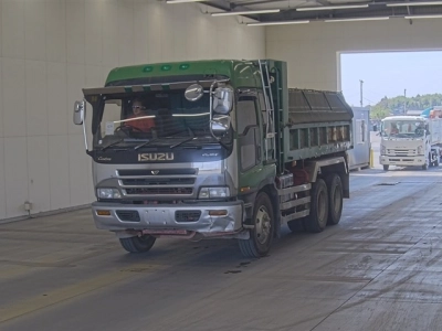 ISUZU GIGA