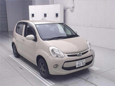 DAIHATSU BOON