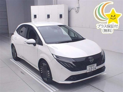 NISSAN AURA