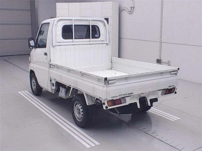NISSAN CLIPPER