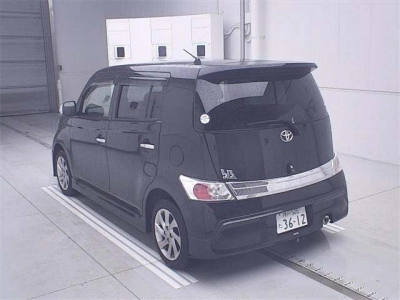 TOYOTA BB