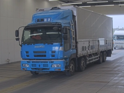ISUZU GIGA