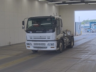 ISUZU GIGA