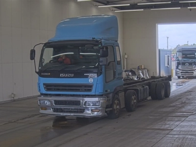 ISUZU GIGA