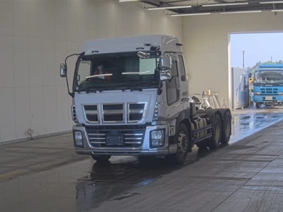 ISUZU GIGA
