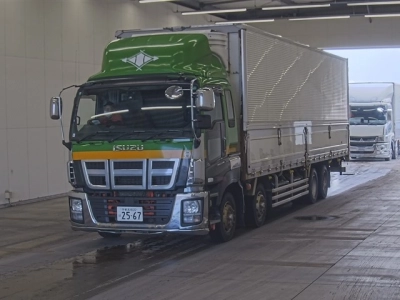 ISUZU GIGA