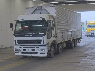 ISUZU GIGA
