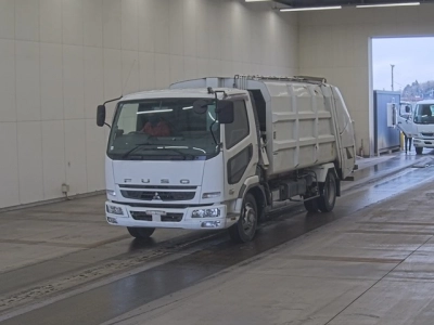 MITSUBISHI FUSO FIGHTER