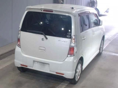 SUZUKI WAGON R STINGRAY