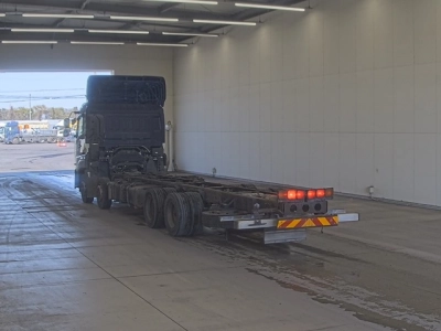 NISSAN DIESEL (UD) QUON