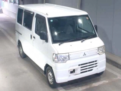 MITSUBISHI MINICAB