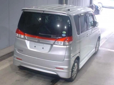 MITSUBISHI DELICA D:2