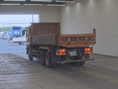 MITSUBISHI FUSO SUPER GREAT