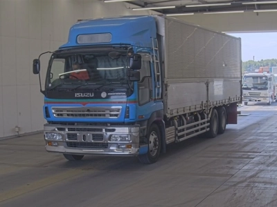 ISUZU GIGA