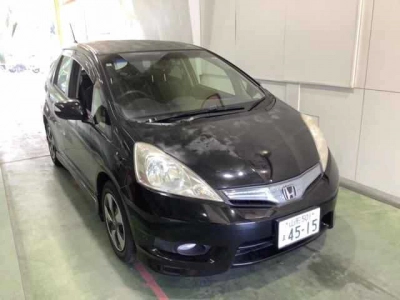 HONDA FIT SHUTTLE