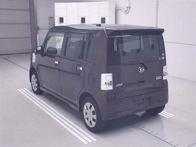 DAIHATSU MOVE CONTE