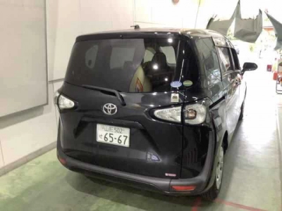 TOYOTA SIENTA