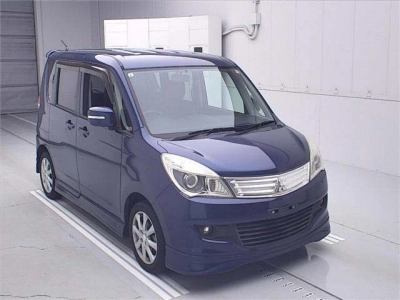 MITSUBISHI DELICA D:2