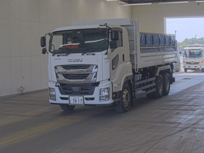 ISUZU GIGA