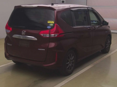 HONDA FREED HYBRID