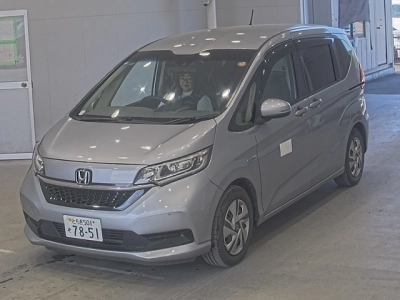 HONDA FREED HYBRID