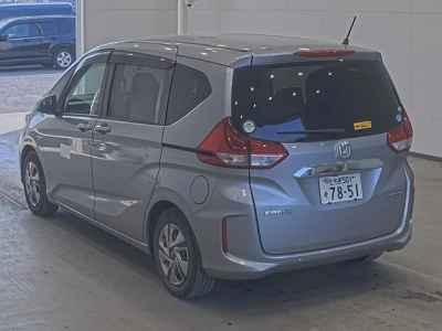 HONDA FREED HYBRID