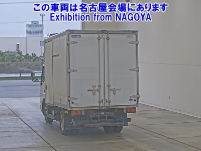 MITSUBISHI CANTER