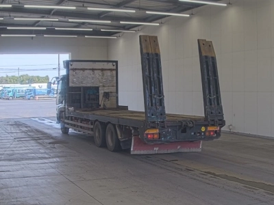 MITSUBISHI FUSO SUPER GREAT