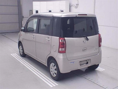 DAIHATSU TANTO EXE