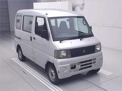 MITSUBISHI MINICAB