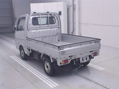 NISSAN NT100 CLIPPER