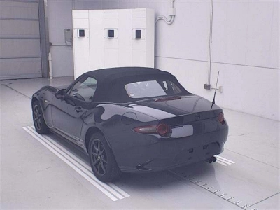 MAZDA ROADSTER
