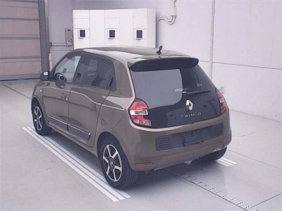 RENAULT TWINGO