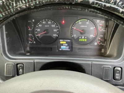 MITSUBISHI FUSO SUPER GREAT