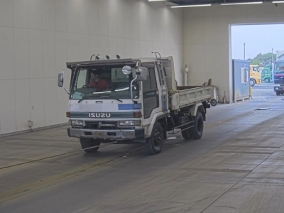 ISUZU FORWARD