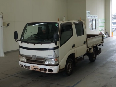 TOYOTA DYNA